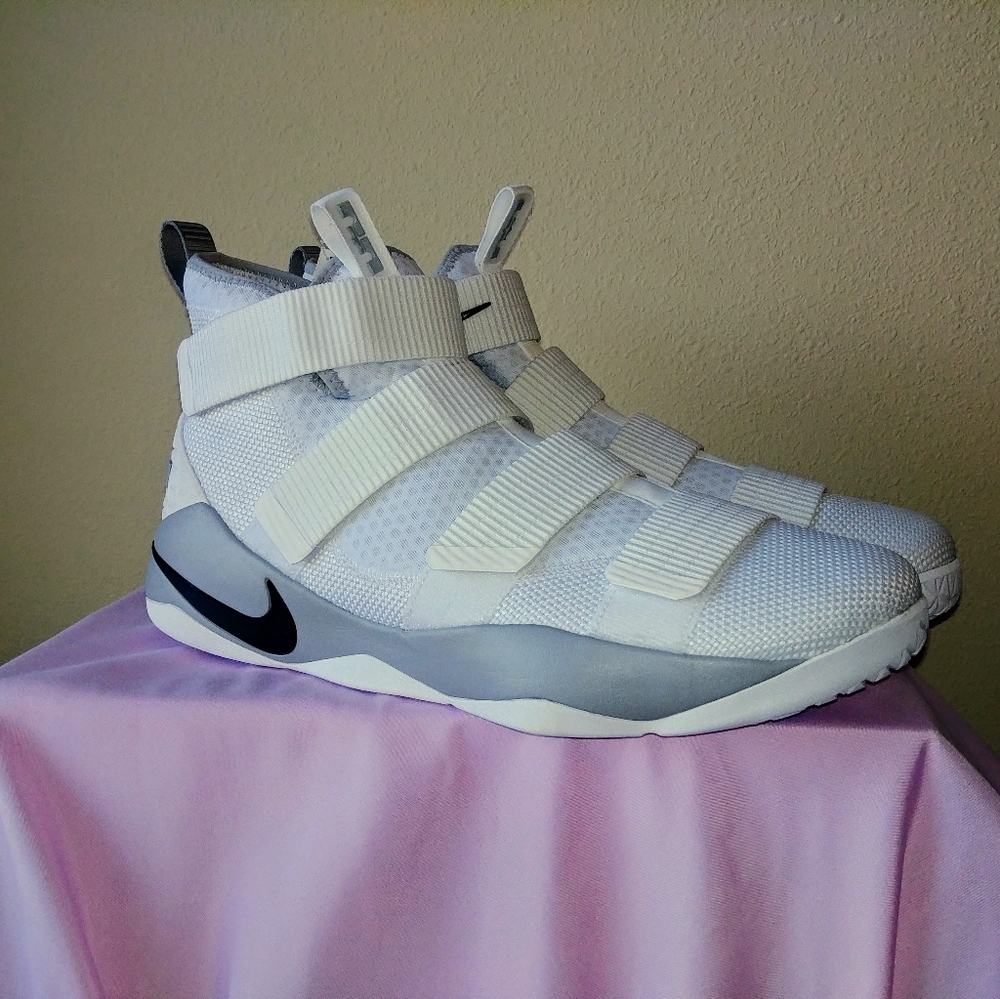 Nike LeBron SOLDIER 11 TB 'White Grey'
